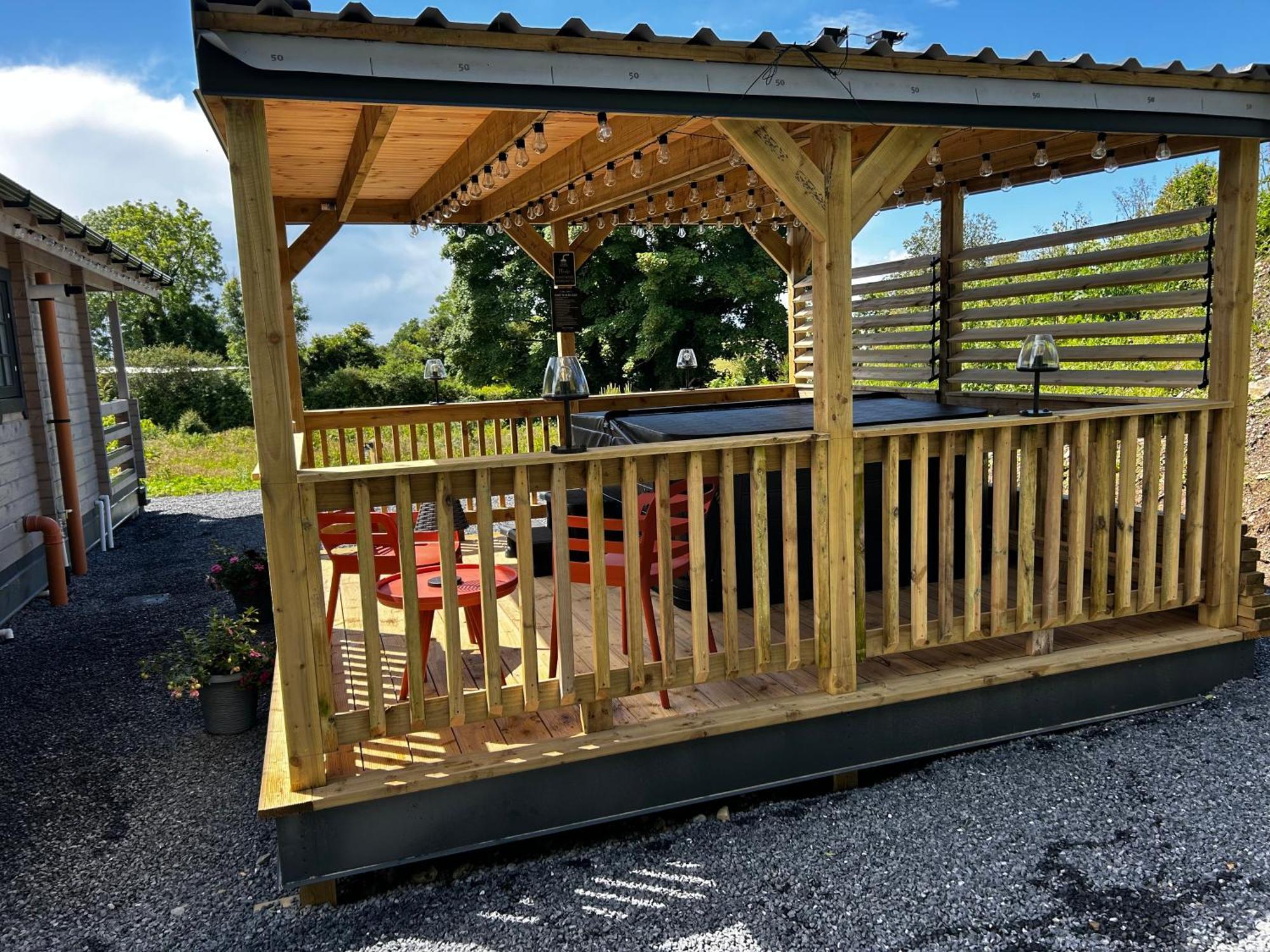 Little Rock Retreat Log With Hot Tub Apartment Castletown Gheoghegan
